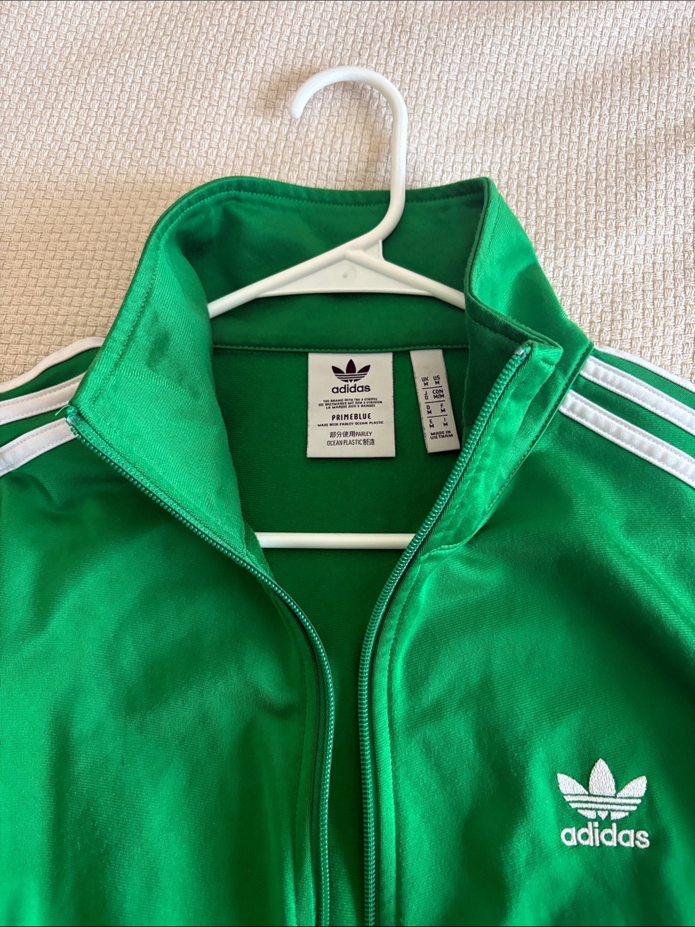 adidas Green Men Track Jacket & Joggers with White Stripes - Picture 4 of 10